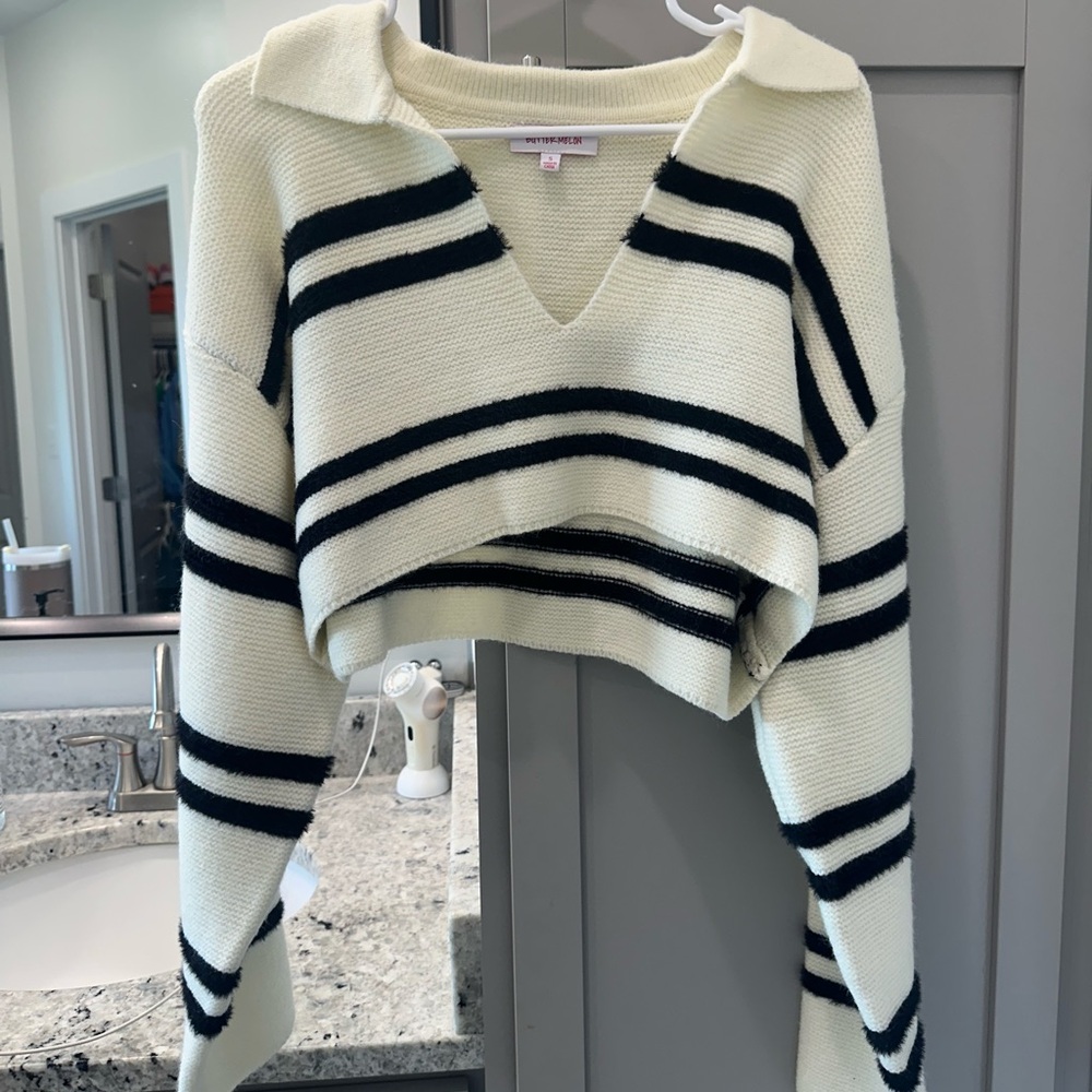 Crop striped sweater